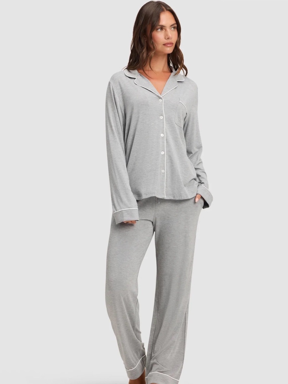 Cozy Classic Women's Button-Front Pajama Set - Light Gray 1064